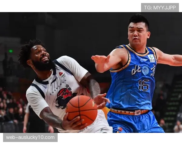 经济观察:CBA俱乐部周边产品开发,成为2026年营收增长新引擎 经济观察:CBA俱乐部周边产品开发,成为2026年营收增长新引擎