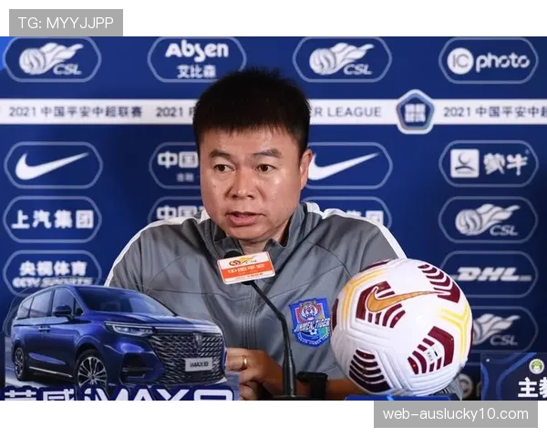 土帅与洋帅对比：中超教练团队建设方向探讨